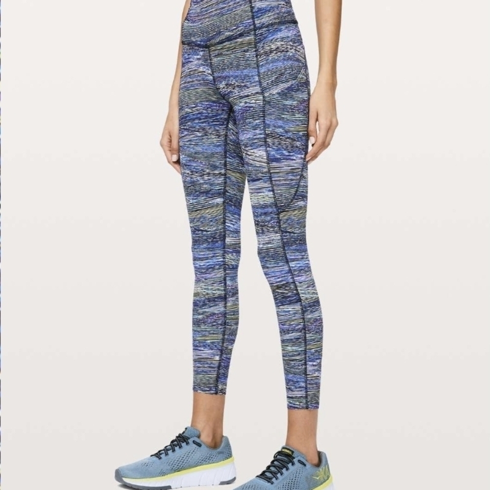 Lululemon Athletica Blue and Green Patterned Leggings Size 6